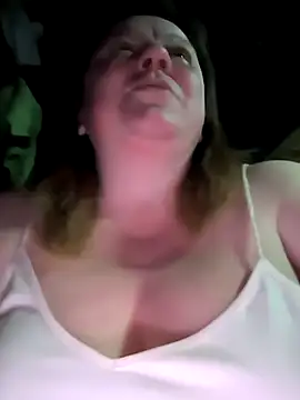 jusichka online show from February 2, 7:24 pm