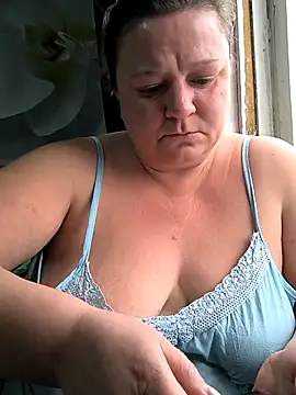 Snapshot of jusichka chatting on October 6, 7:36 am jusichka online show from October 6, 7:36 am