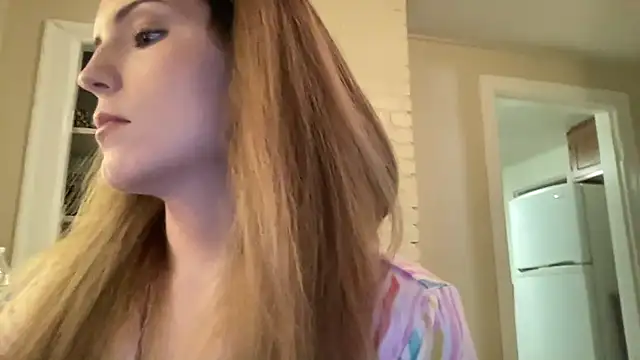 sexylilly69 online show from April 28, 1:47 am