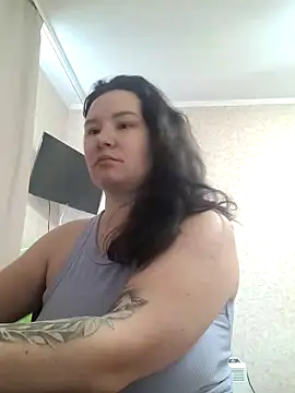 AlexaLexie online show from October 28, 7:25 am