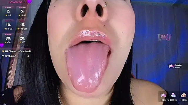 Snapshot of leahtemptation3 chatting on September 21, 10:25 am leahtemptation3 online show from September 21, 10:25 am