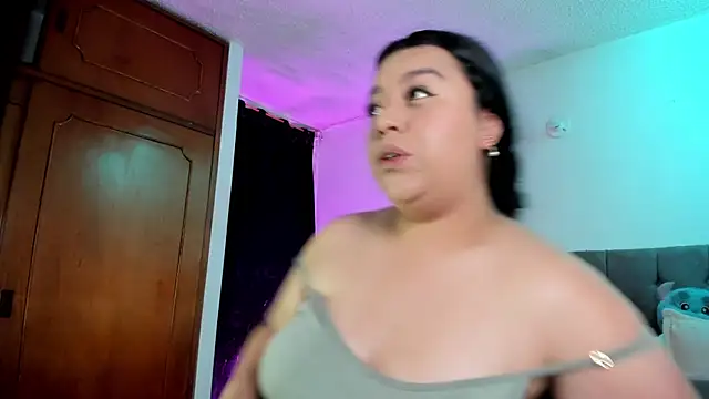 Melody bonnie online show from March 16, 11:47 am