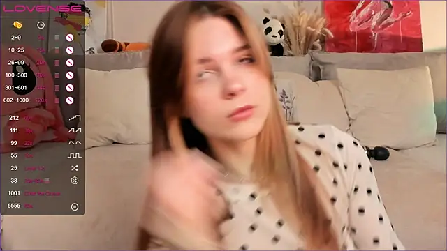 Frau Lina online show from November 11, 2:14 pm