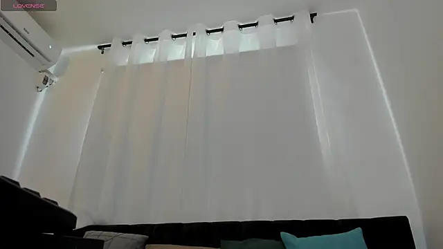 lexyfyre online show from May 6, 11:58 am