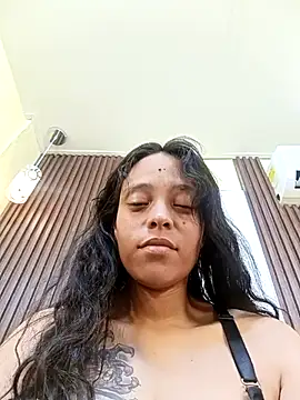 lexyfyre online show from July 18, 1:35 pm
