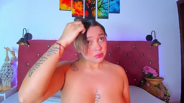 Snapshot of Abril_Gomez06 chatting on October 8, 9:08 pm Abril Gomez06 online show from October 8, 9:08 pm