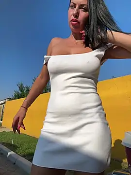 KimKelly13 online show from June 26, 5:20 am