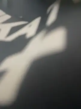 Broklinwhite  online show from July 14, 1:27 pm