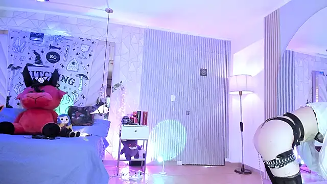 zephirahabney online show from October 24, 2:35 pm