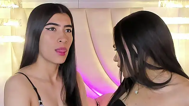 siara and zoe online show from June 2, 12:22 am
