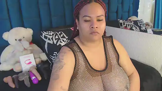 Snapshot of alba_sex10 chatting on September 18, 1:42 pm alba sex10 online show from September 18, 1:42 pm