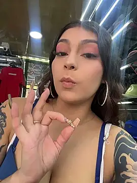 CHERRYY BOMB  online show from July 15, 8:35 pm