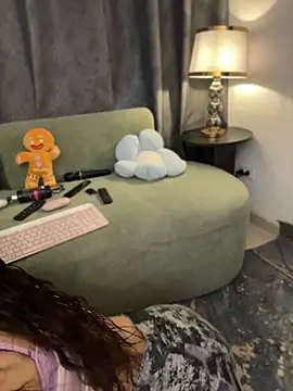 CHERRYY BOMB  online show from July 9, 6:32 pm