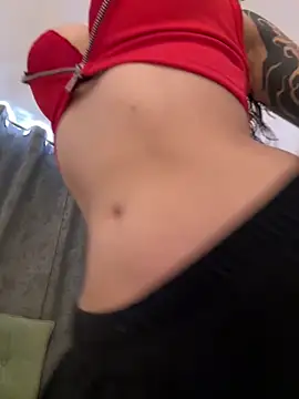 CHERRYY BOMB  online show from June 30, 6:51 pm