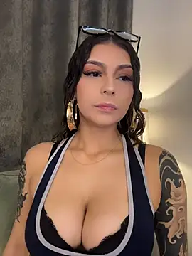 CHERRYY BOMB  online show from July 10, 6:41 pm