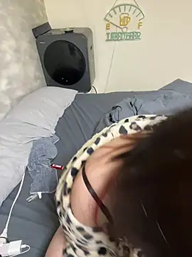 miyabi room online show from February 4, 1:03 pm