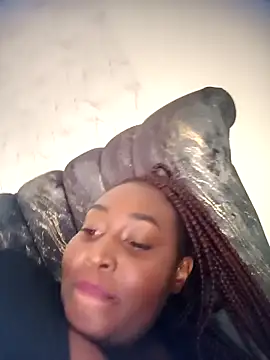 emilyrojas online show from February 28, 8:30 pm