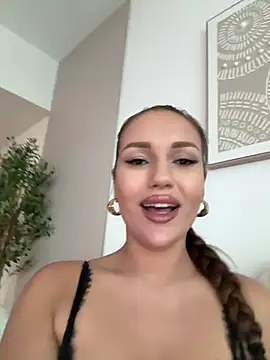 Syka0001 online show from November 29, 1:15 pm