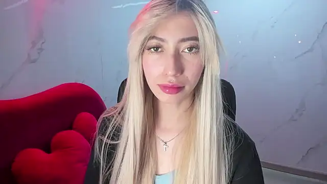 LilithCooperr  online show from November 4, 10:26 pm