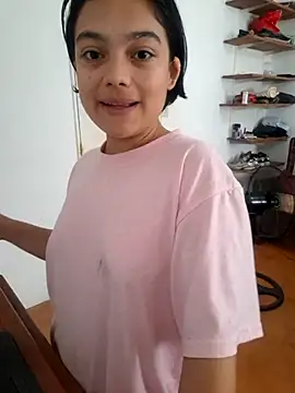 littlemelii online show from March 11, 4:42 pm