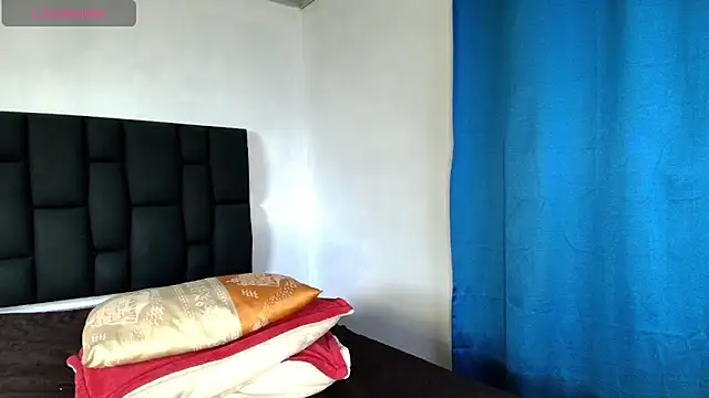 Aurora doll23 online show from April 28, 8:02 pm