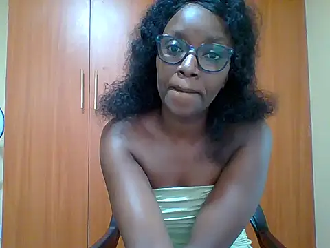 sexy darleen23 online show from March 9, 8:28 am