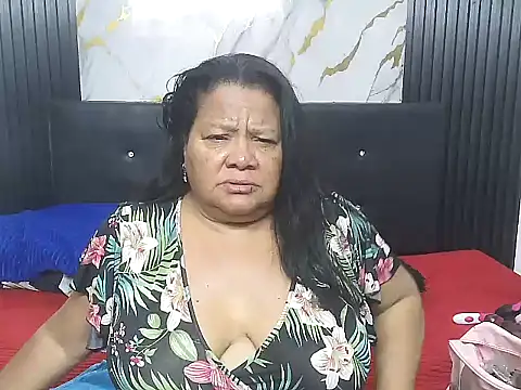 Shanttal0272 online show from June 17, 9:05 pm