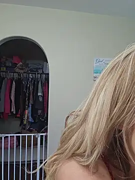 ellieconradxo online show from July 22, 4:30 pm