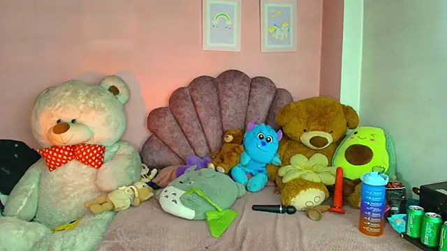 Pocahontascute 33 online show from February 15, 7:51 am