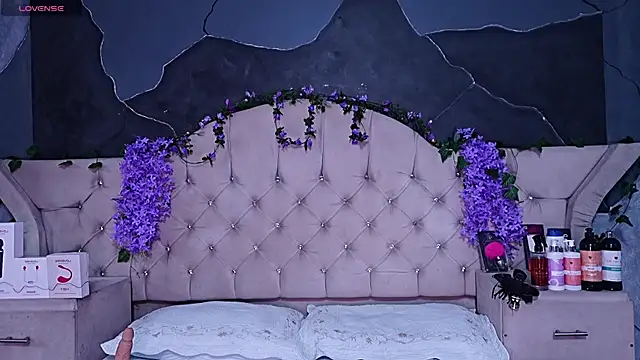 AmberGreyy  online show from May 31, 6:09 pm