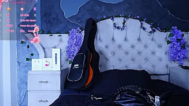 AmberGreyy  online show from June 13, 7:22 pm