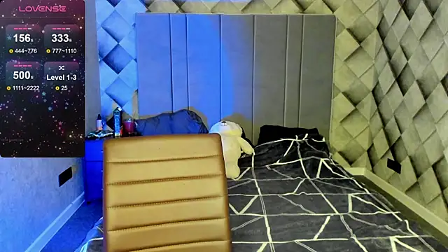Emily Gin online show from June 22, 6:43 am