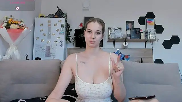 Girl alone home online show from July 2, 3:18 pm