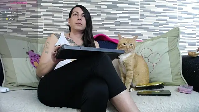 VioletaGomezCo online show from August 3, 6:24 pm