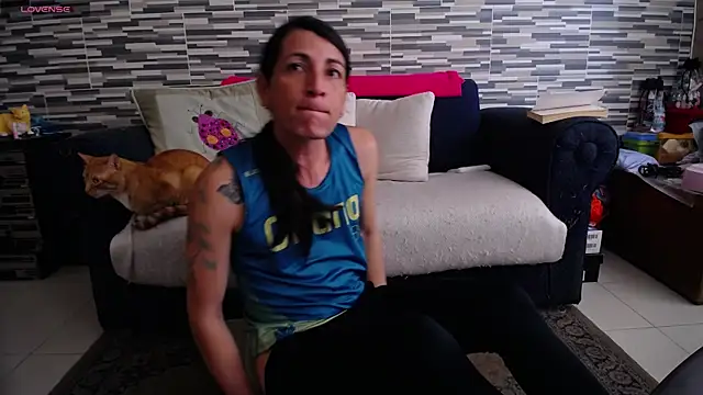 VioletaGomezCo online show from July 21, 6:30 pm