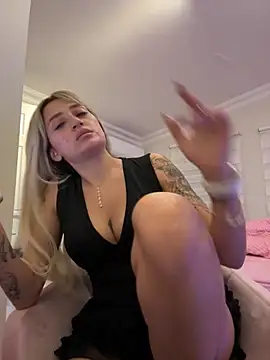 yaprakmericc online show from October 28, 11:09 pm