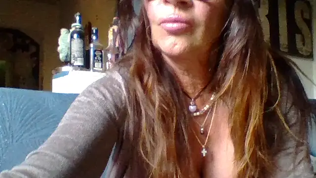gildamilf online show from June 10, 6:17 pm