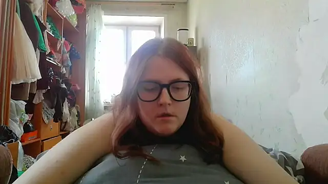 DesireMelissa online show from May 4, 7:34 am
