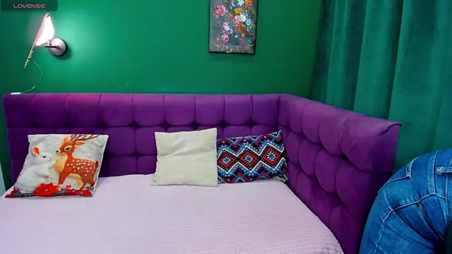 EvaMoran online show from January 19, 1:57 am