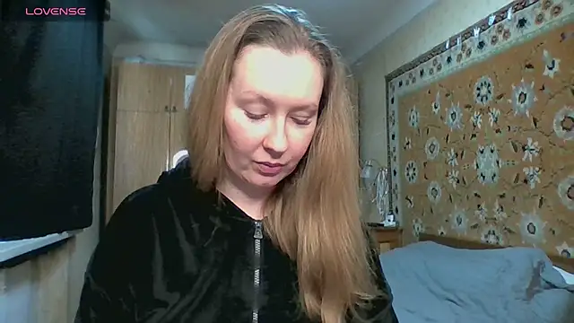 AnnaXLovers online show from April 28, 12:31 pm