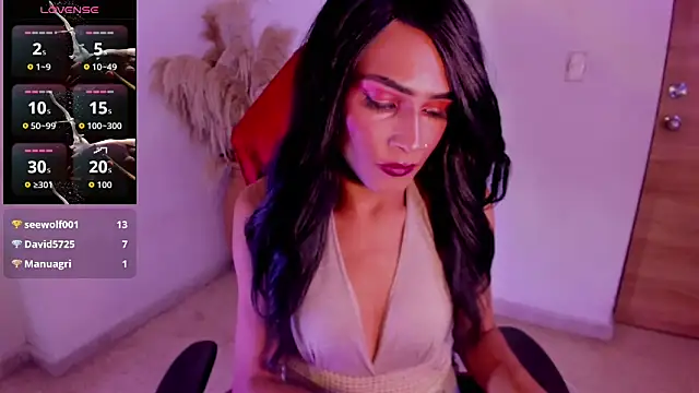 carolinemiller7 online show from November 23, 8:16 am