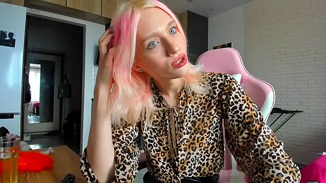  Alice Kitty online show from July 10, 9:43 am