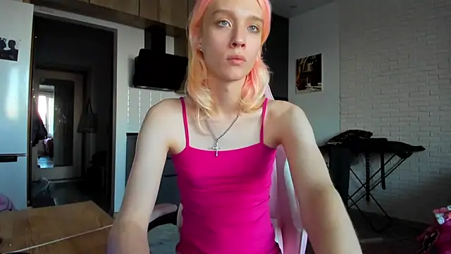  Alice Kitty online show from August 3, 4:56 pm