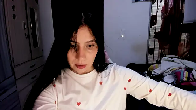 littlelight1 online show from April 7, 1:35 pm