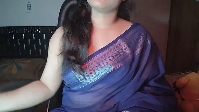 Snapshot of Ayat_Afnan chatting on October 18, 7:37 pm Ayat Afnan online show from October 18, 7:37 pm