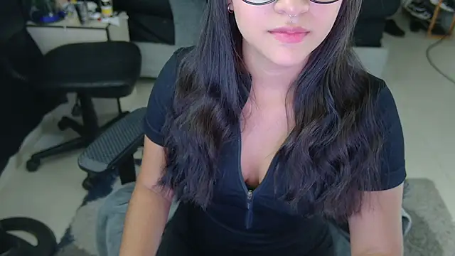Lucy Fer5 online show from July 23, 5:10 pm