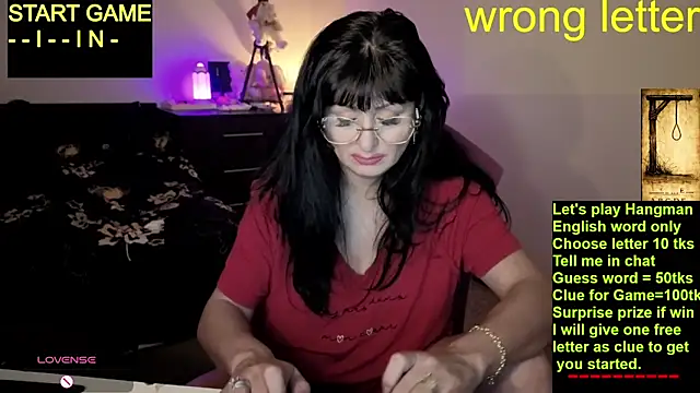 YourDreamLoverr online show from February 15, 12:46 am