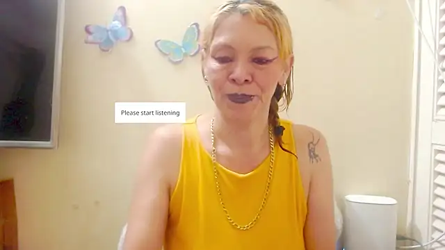 Snapshot of electra-mommy chatting on September 15, 3:15 am electra-mommy online show from September 15, 3:15 am