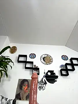 jamilaross online show from October 29, 9:50 pm