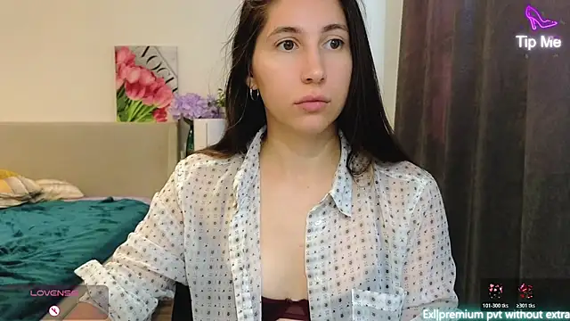 marrycolins online show from June 18, 2:46 am